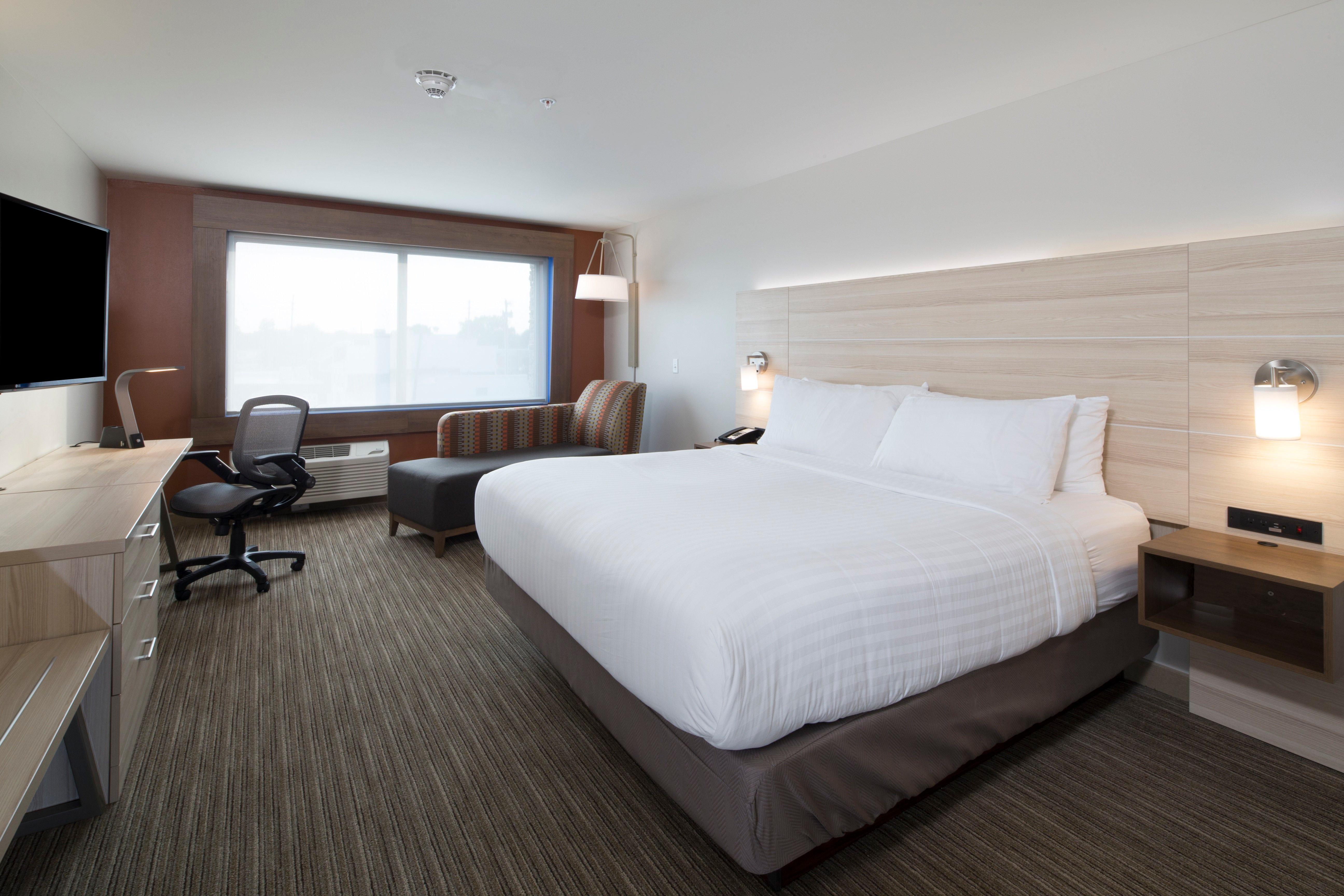 Holiday Inn Express & Suites Alpena - Downtown By Ihg Exterior foto